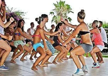 Marina Doru ギソナクシア